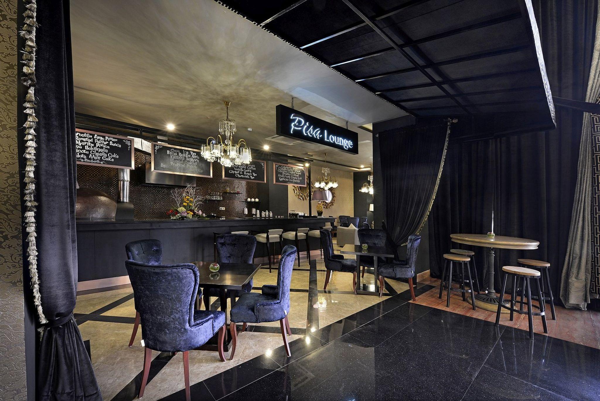 Amaroossa Grande Hotell Bekasi Exteriör bild