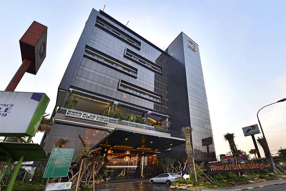Amaroossa Grande Hotell Bekasi Exteriör bild